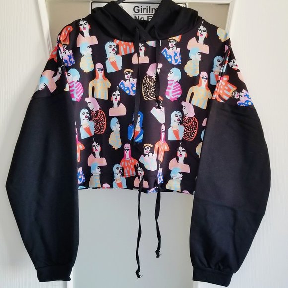 Tops - 1000 People Cropped Top Hoodie